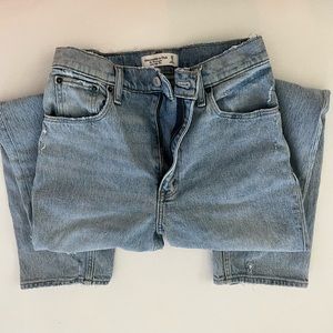 ABERCROMBIE JEANS Ultra High Rise